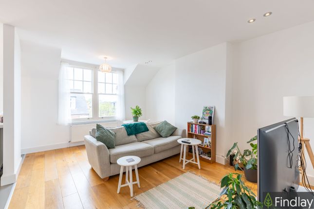 Thumbnail Duplex to rent in Upper Richmond Road West, London