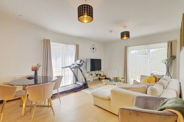 Fairfax Drive Westcliff-on-sea, Westcliff-on-sea photo 4