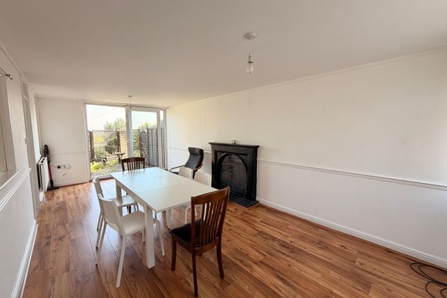 203, Park Grange Road, Sheffield photo 2
