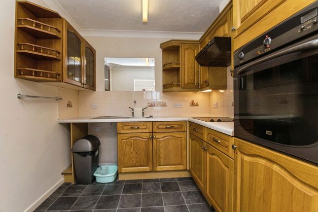 304, Kingsgate, Exeter photo 4