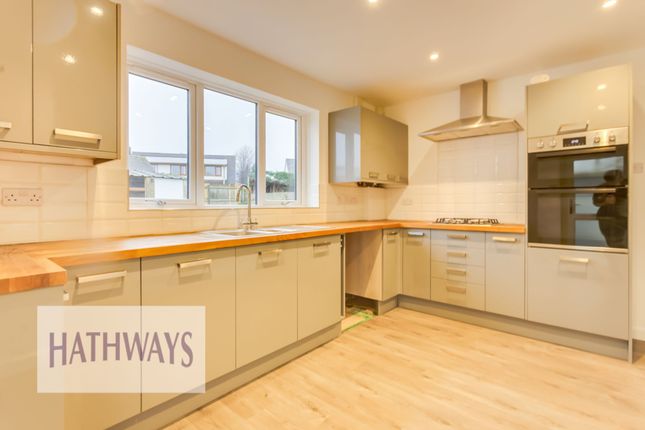 6 Cefn Close, Cwmbran photo 3