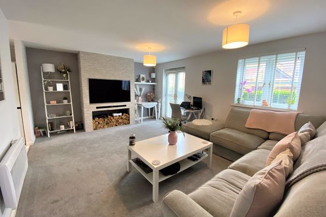 23, Spencer David Way, Cardiff photo 2