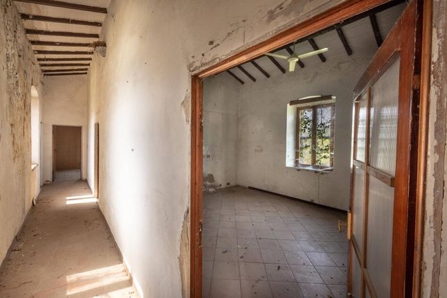 Country house for sale in San Gimignanello, Rapolano Terme, Toscana
