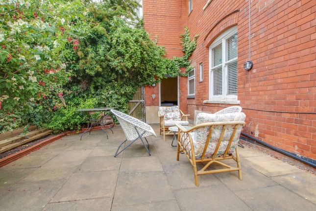 End terrace house for sale in Cross Road, Leicester