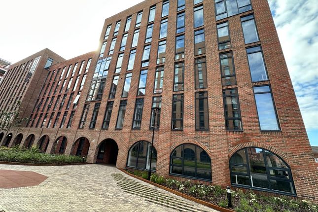Thumbnail Flat to rent in Neptune Place, Grafton Street, Liverpool