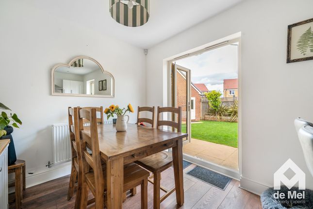 9, Brunel Drive, Cheltenham photo 4