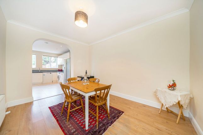 65, Pevensey Road, London photo 4