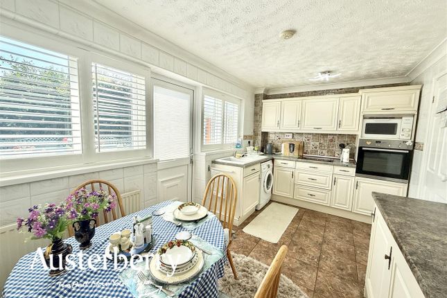 8, Orwell Drive, Stoke-On-Trent photo 3