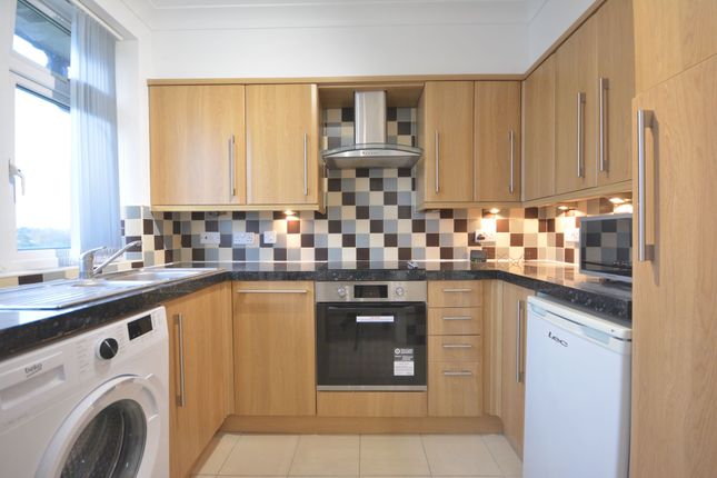 Flat for sale in Temple Road, Epsom