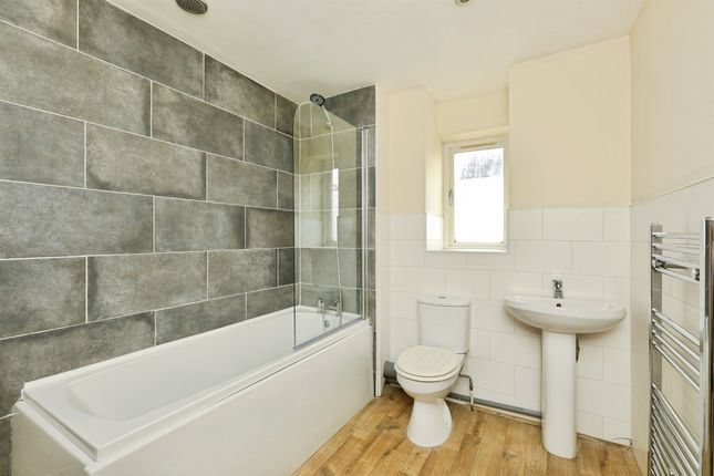 7, Common Lane, Doncaster photo 4