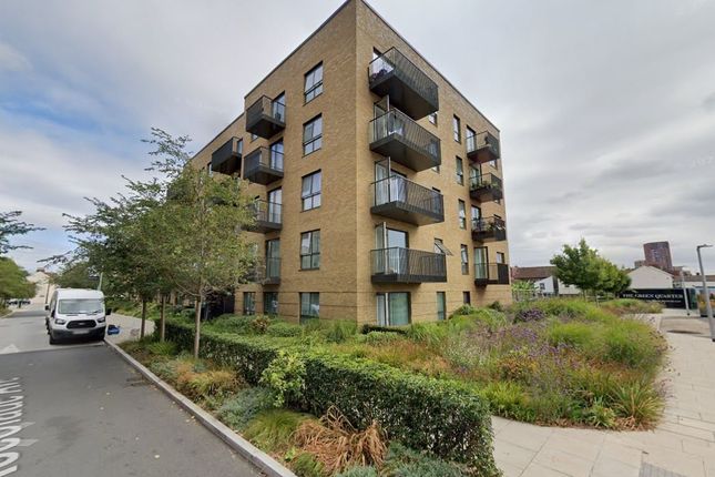 Thumbnail Penthouse for sale in Greenleaf Walk, Southall