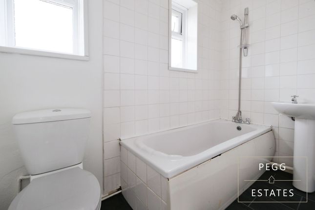 23 Oxenham Green, Torquay photo 3