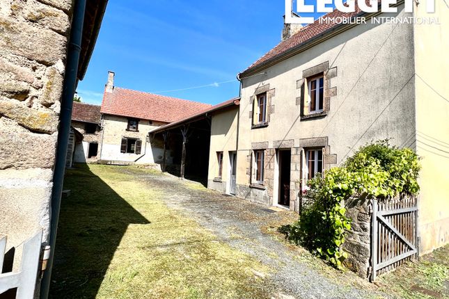 Thumbnail Villa for sale in La Celle-Dunoise, Creuse, Nouvelle-Aquitaine