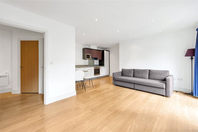 Flat 9, 100, Salmon Lane, Limehouse photo 4
