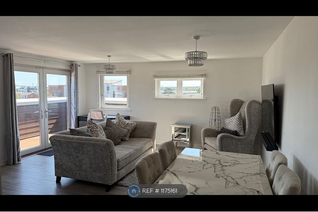 Kitchen / Living