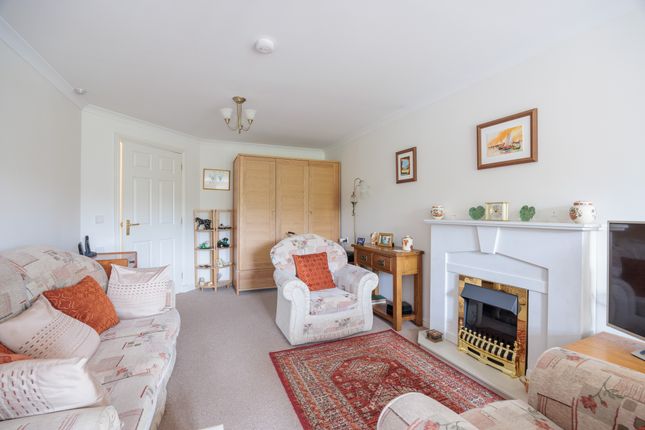 22 ERICHT COURT, Upper Mill Street, Blairgowrie photo 4