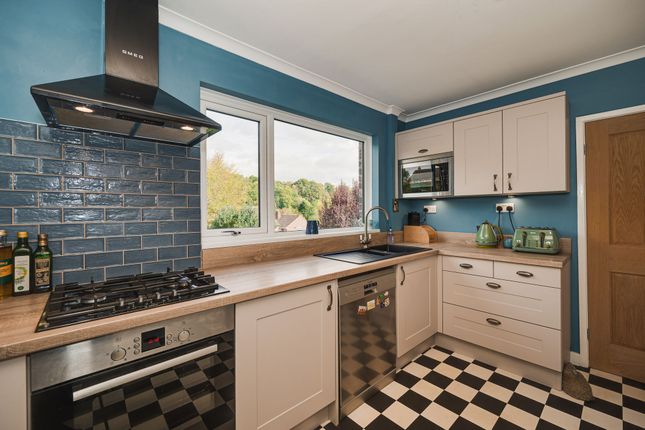 8 Knab Road, Sheffield photo 4
