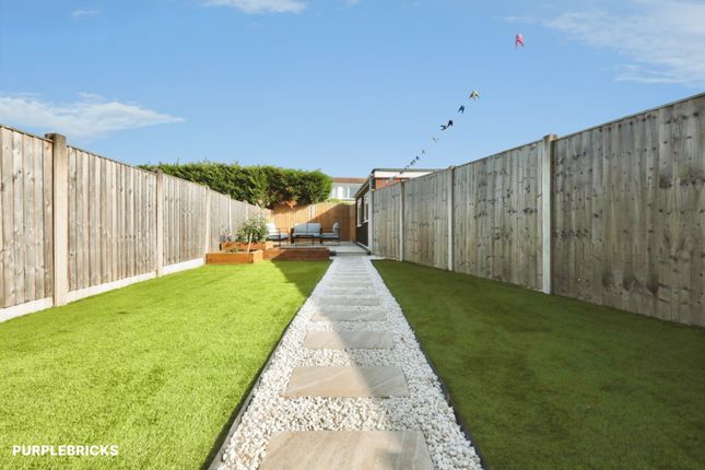 6, Moor View, Branton photo 2