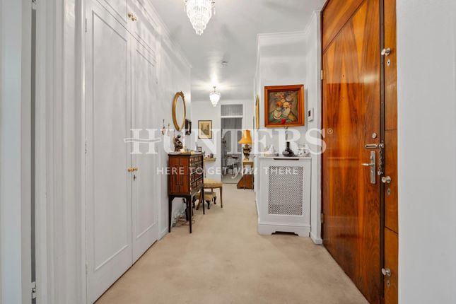 Flat 6, Sheringham, St. Johns Wood Park, London photo 3