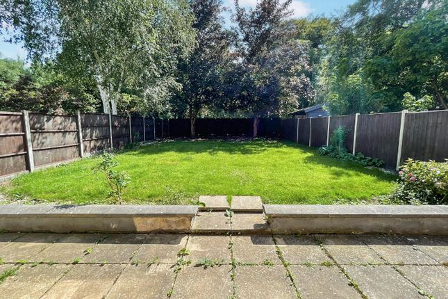 12, Impson Way, Mundford photo 2