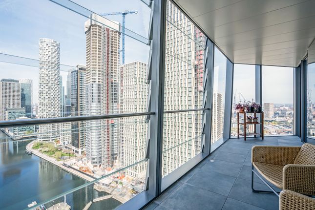 Flat for sale in Dollar Bay Place, London
