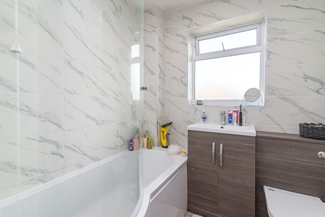 21, Sanderling Gardens, MALDON photo 4
