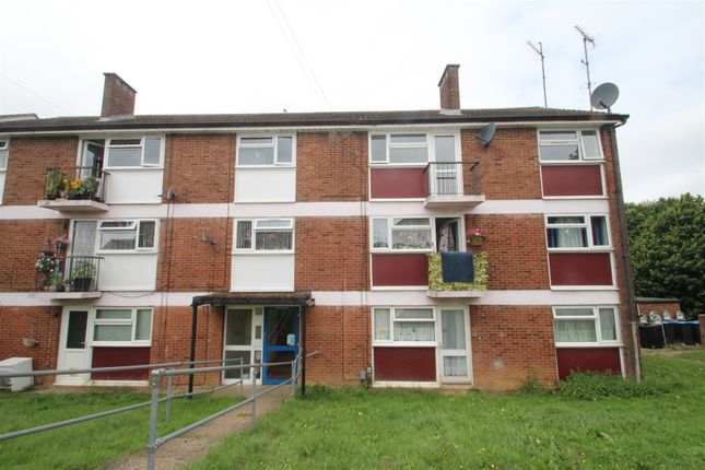 Thumbnail Flat to rent in Lime Walk, Hemel Hempstead