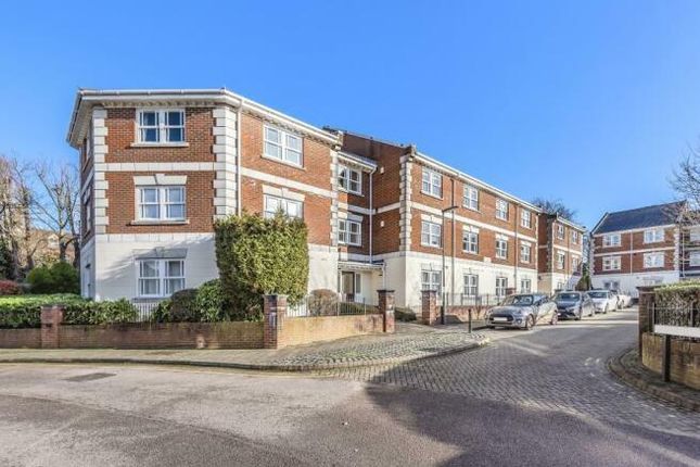 Thumbnail Flat to rent in St. Lukes Square, Guildford