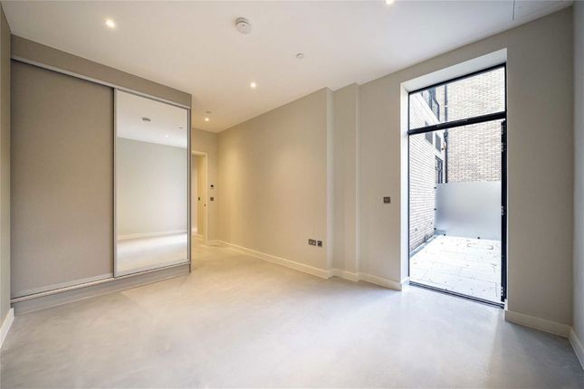 Flat 17, 1, Hampshire Street, London photo 3