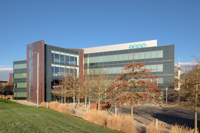 Office to let in 500 South Oak Way, Green Park, Reading