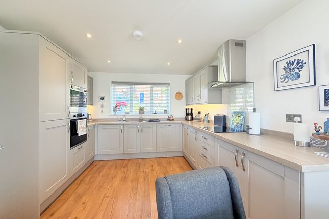 16b  St. Marys Close, Sixpenny Handley, Salisbury photo 4