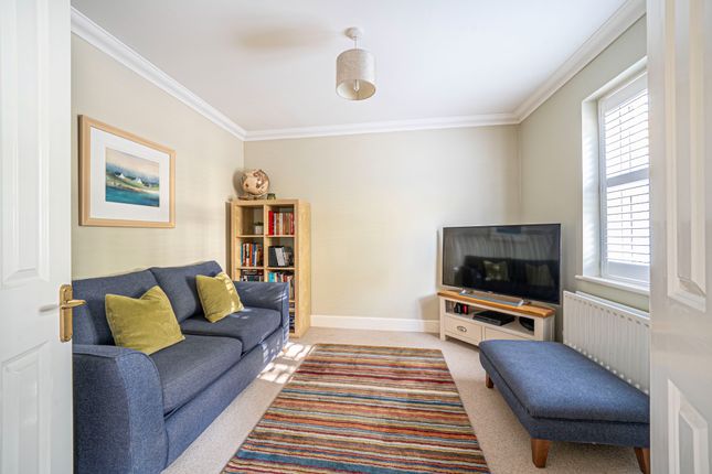 14 Blythe Close, Enham Alamein, Andover photo 4