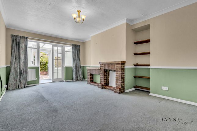 37, Chaucer Close, Canterbury photo 4
