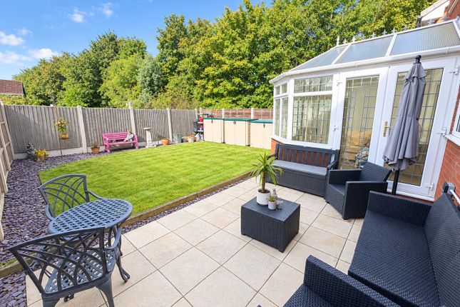 14, Wychall Drive, Wolverhampton photo 4