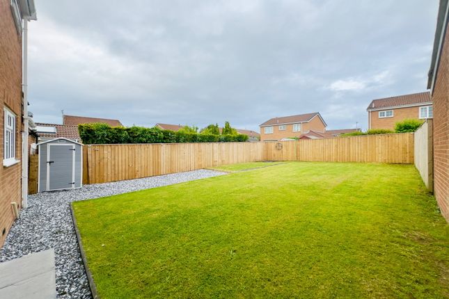 3, Yardley Grove, Cramlington photo 4