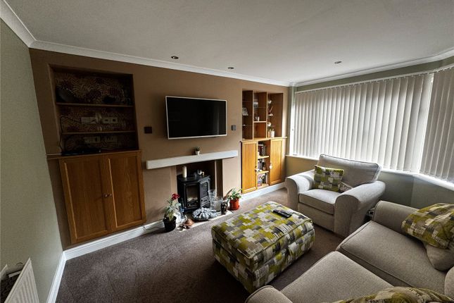 The Crescent, Dursley photo 4