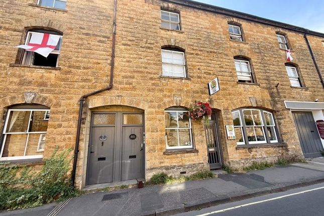 1-bed flat on Flat 4 The Old Mermaid, Sherborne, £55,000