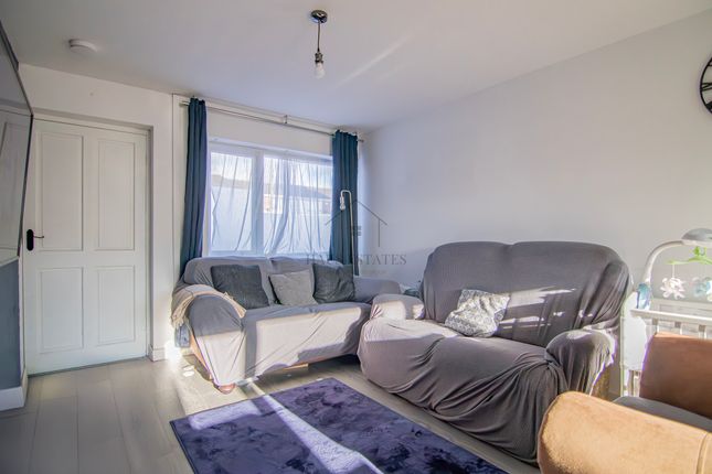2 Tregullan Road, Coventry photo 3