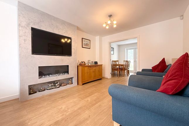 1 Llys Pen Bryn, Aberdare photo 2