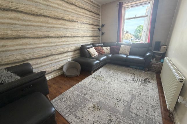 60, Aberdeen Place, BRADFORD photo 3