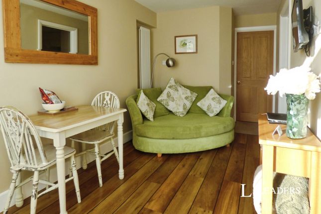 The Annex, 14, Old Manor Road, Littlehampton photo 3