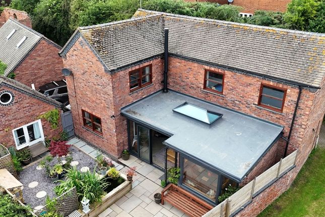 2b Bridge Street, Nantwich photo 4