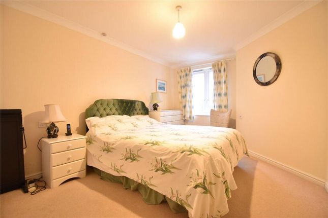 Flat 46, Kingsley Court, Windsor Way, Aldershot photo 5