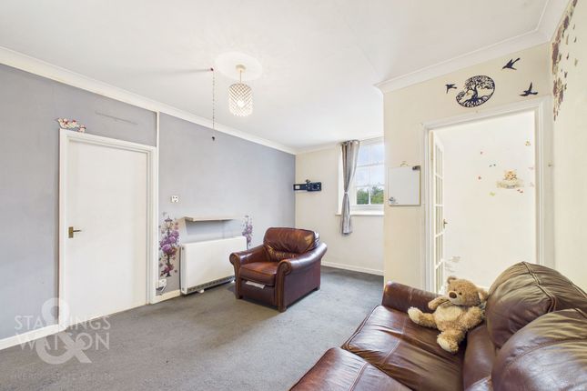 2, Hillcrest Court, Diss photo 4