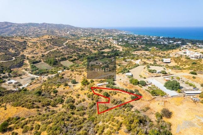 Land for sale in Kato Pyrgos, Cyprus