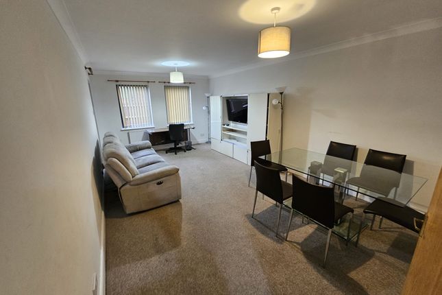 Sapphire court, Harrow photo 3