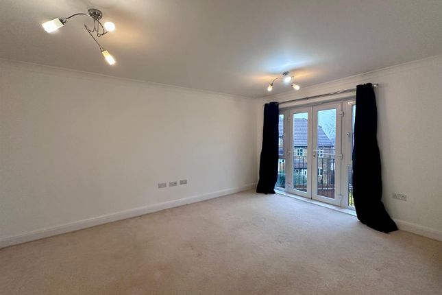 24, Green Fields Lane, Ashford photo 4