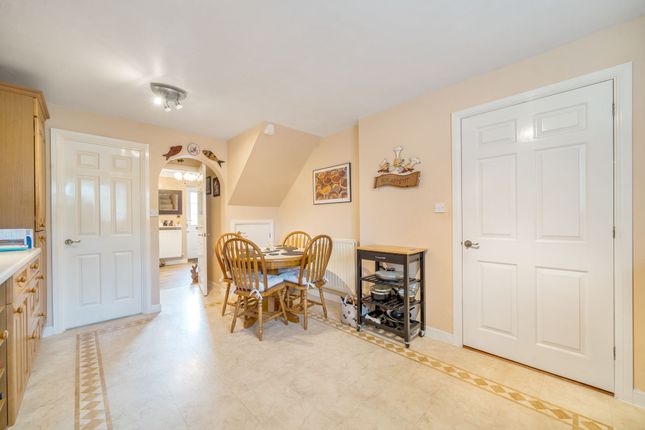 5 Penny Cress Road, Sheerness photo 5