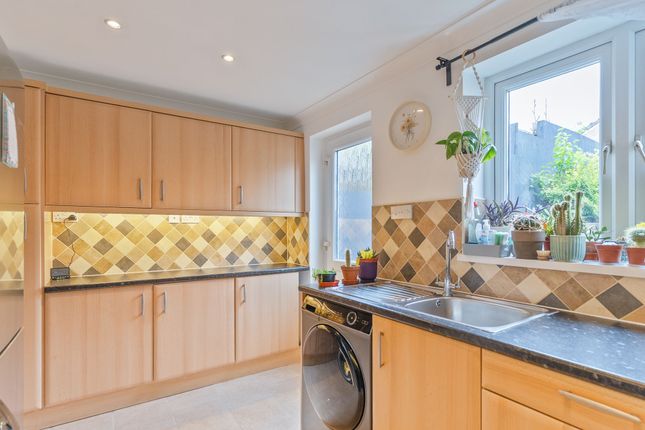 191 Mill Heath, Newport photo 3