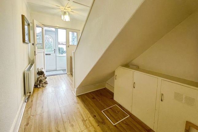 1, East Lynn Drive, Manchester photo 4